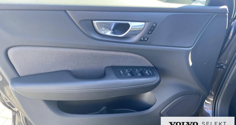Volvo V60 cena 229900 przebieg: 19401, rok produkcji 2023 z Nowa Sarzyna małe 407